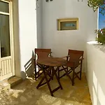 Cycladic House Дом отдыха *