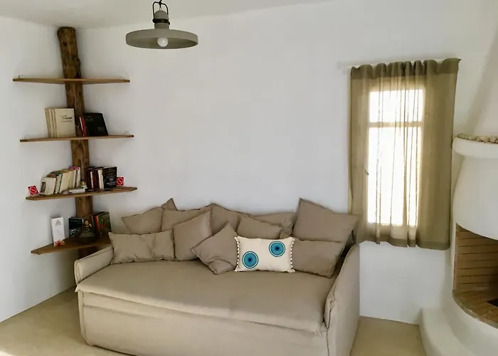 Cycladic House * Nausa